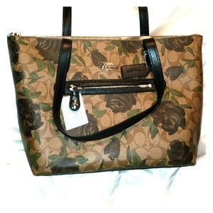 Coach Camo Rose Signature Taylor Tote
